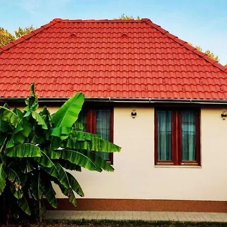 Kis Haz Apartman Szigetvar Exterior photo
